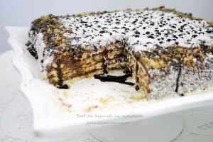 Chocolate Biscuit Cake/Tort de biscuiti cu ciocolata